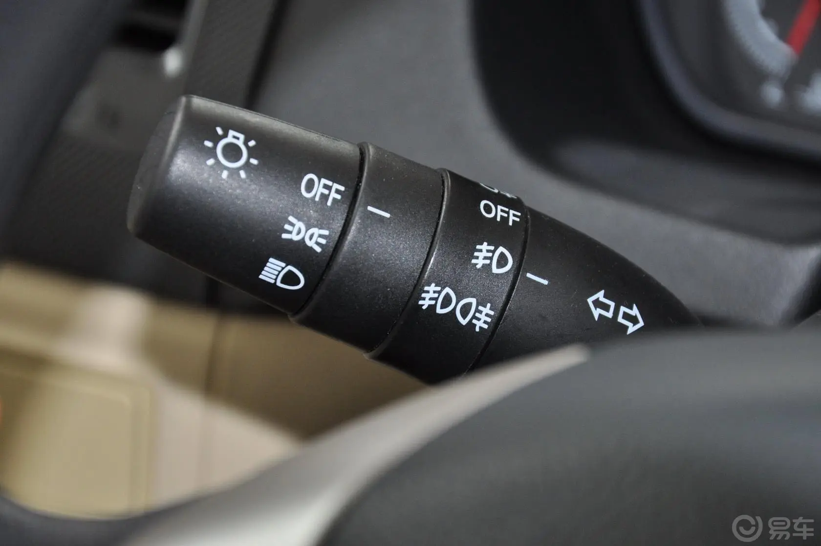 骏捷FSV1.5L 自动 舒适型 新锐版大灯开关