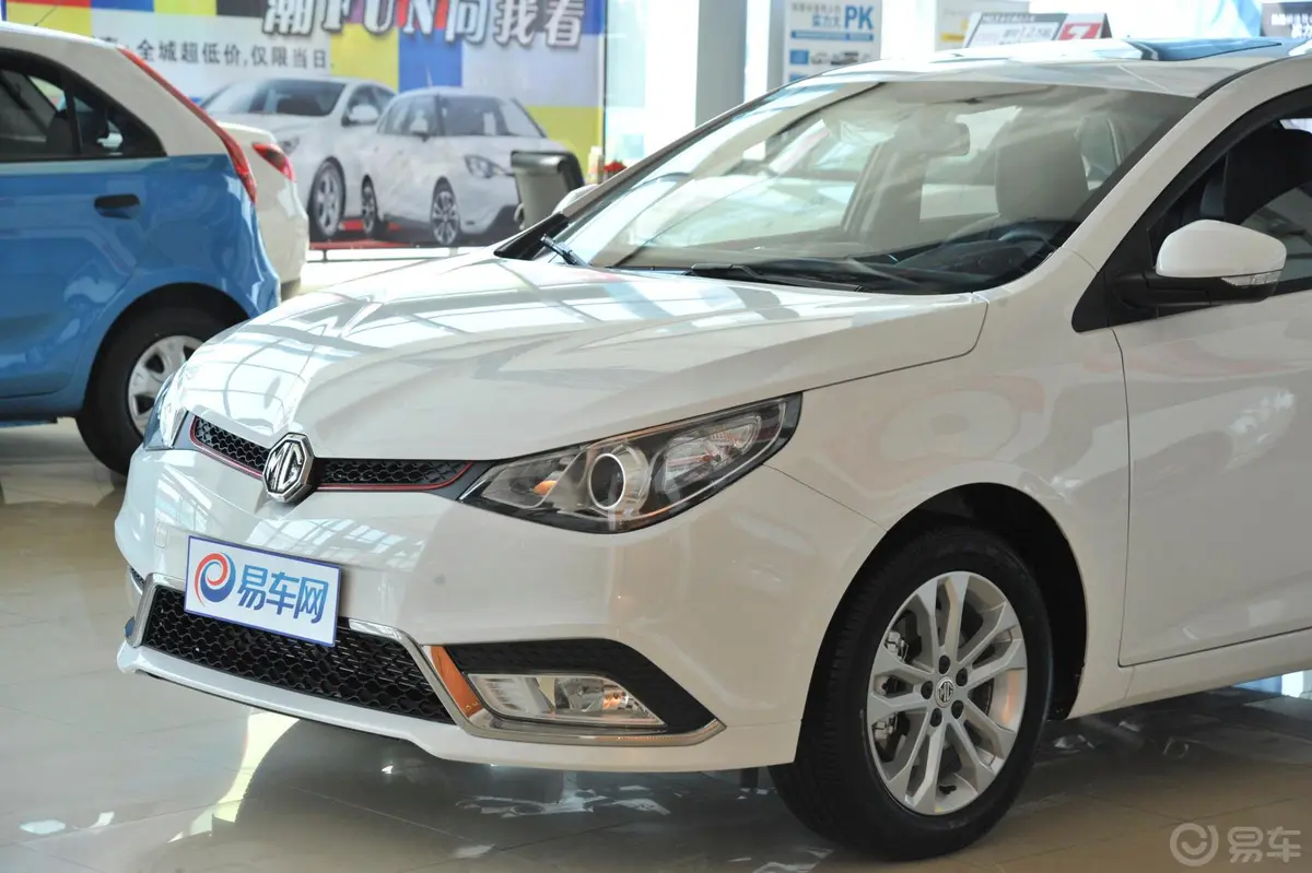 MG51.5T 自动 豪华型车头局部