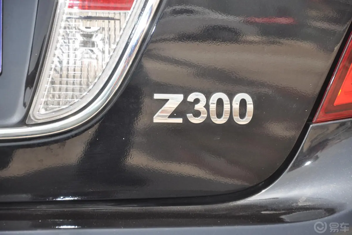 众泰Z3001.5L 手动 舒适型尾标
