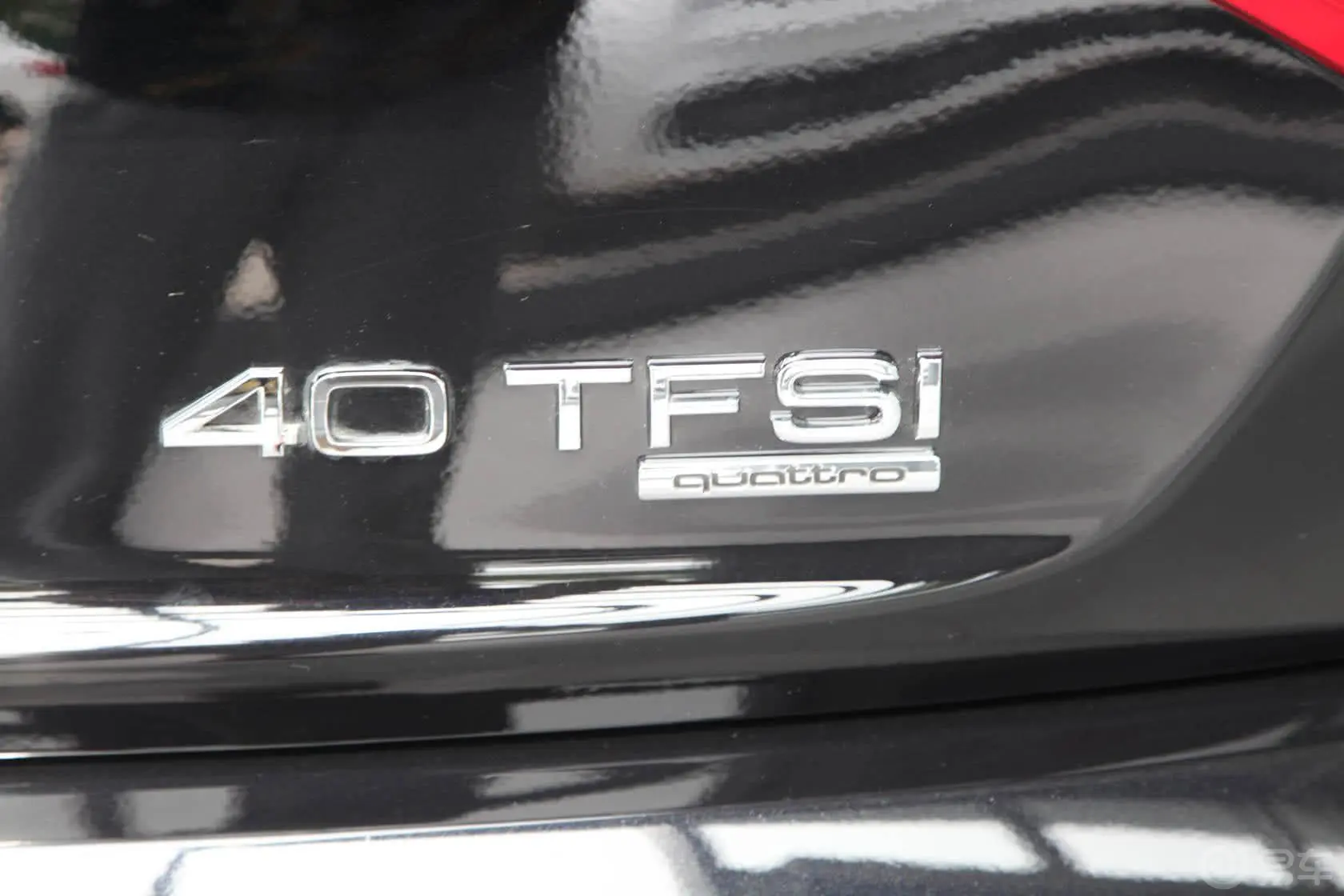 奥迪Q740 TFSI quattro 越野型外观