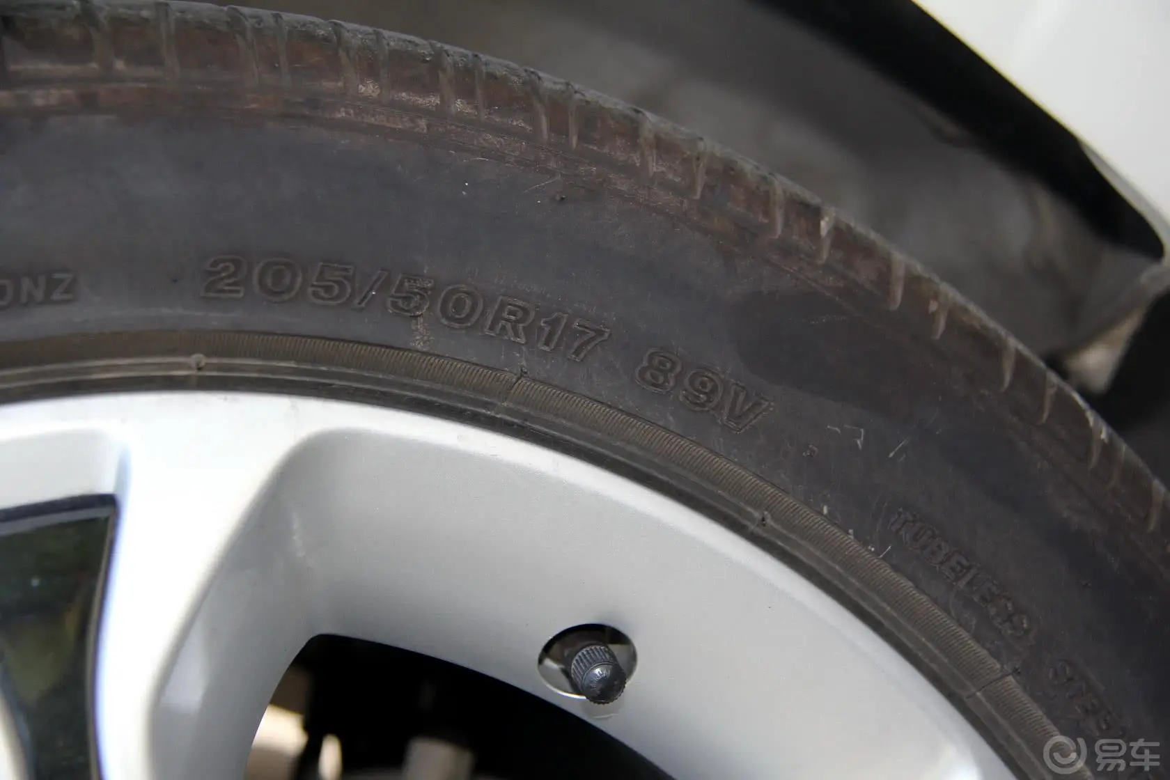 逸动1.5TGDI 自动 运动尊贵型轮胎规格