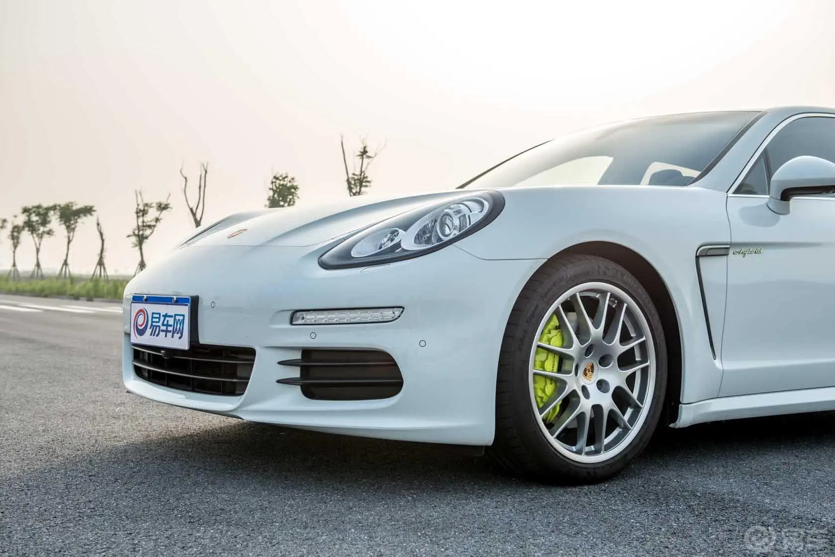 Panamera E-HybridPanamera S E-Hybrid 3.0T车头局部