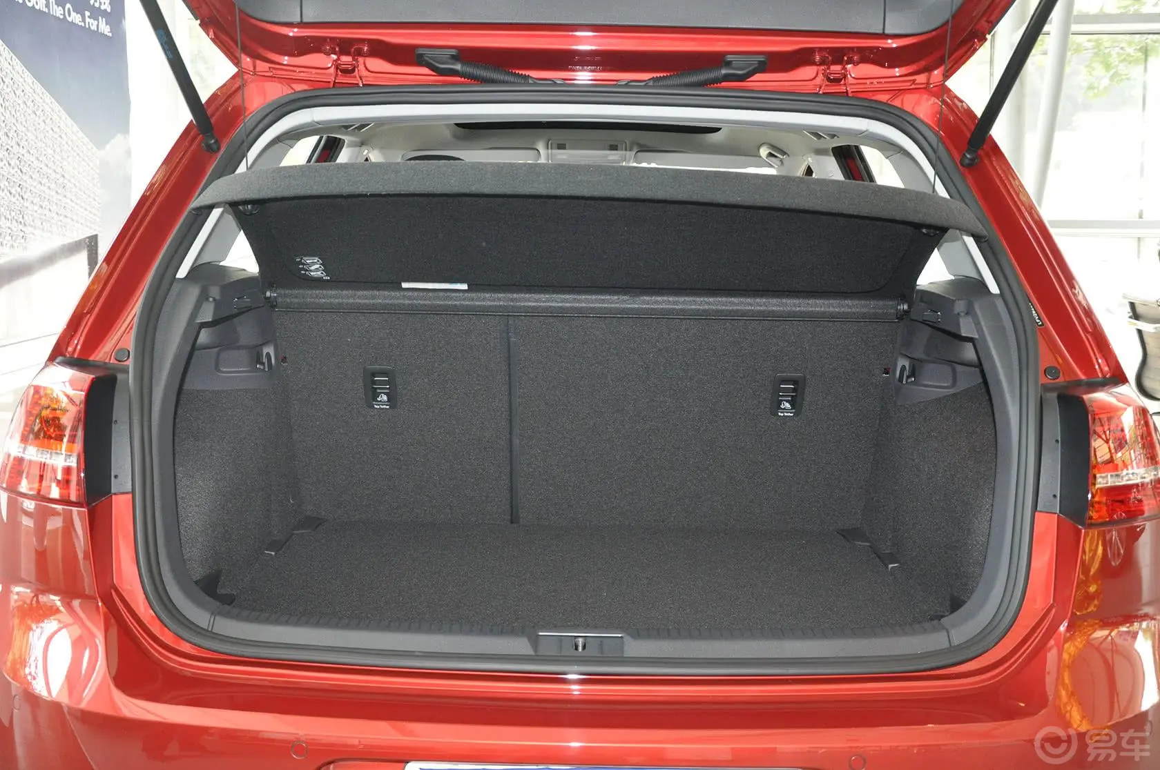 高尔夫1.4TSI 自动舒适型行李箱空间