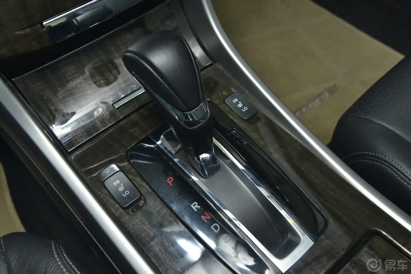 雅阁2.4L LX 舒适版换挡装置