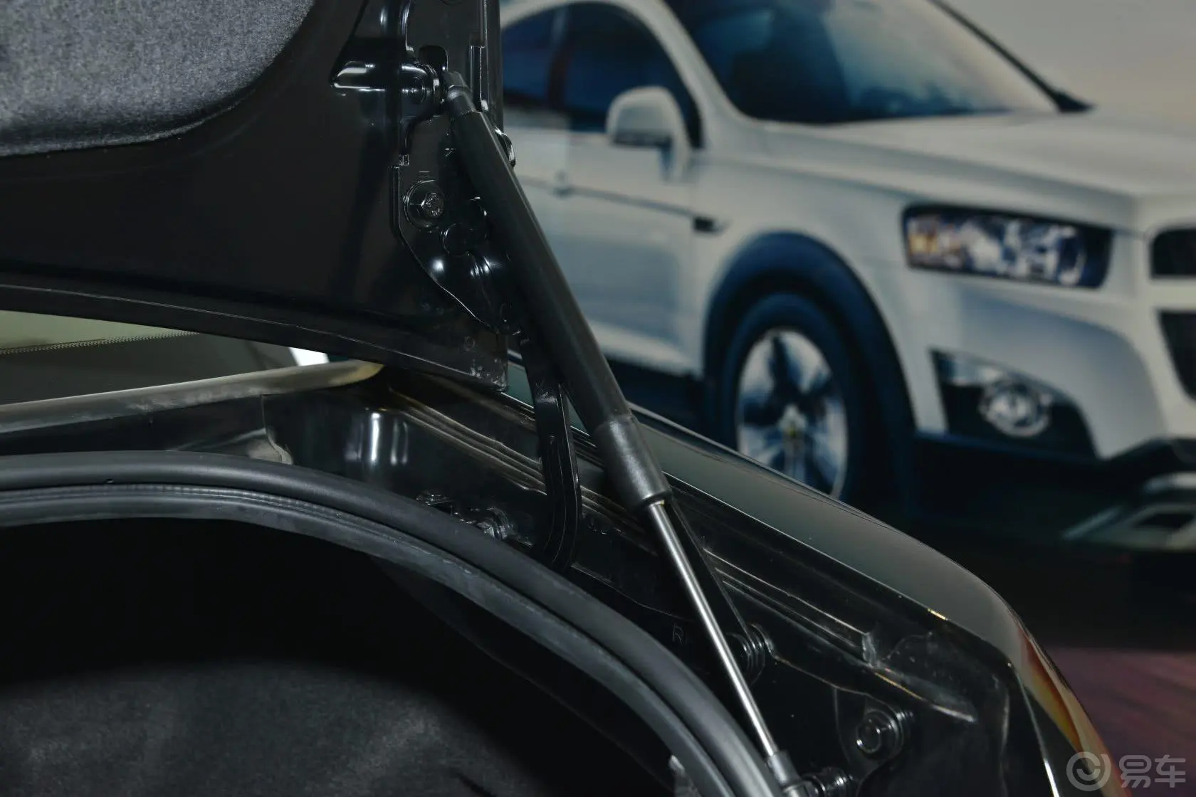 景程1.8L 自动 SX 豪华版行李厢支撑杆