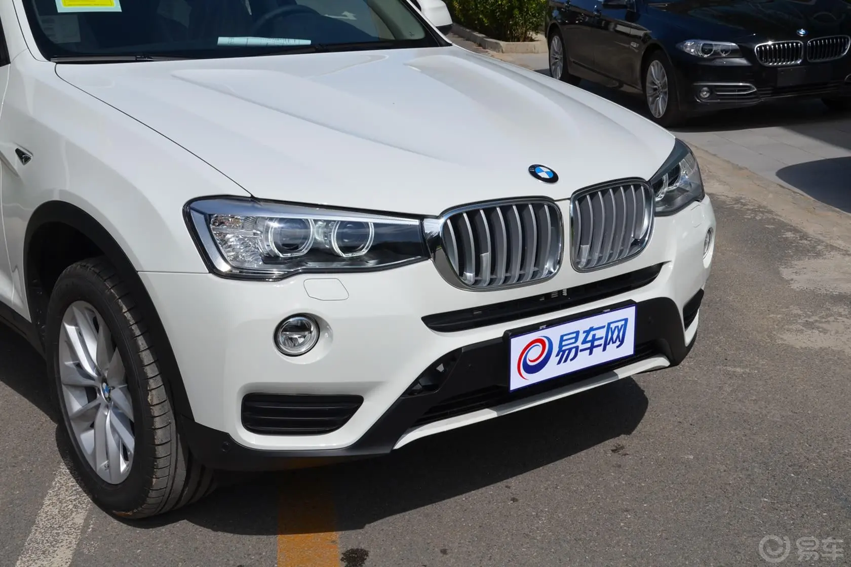 宝马X3(进口)xDrive28i 领先版车头局部