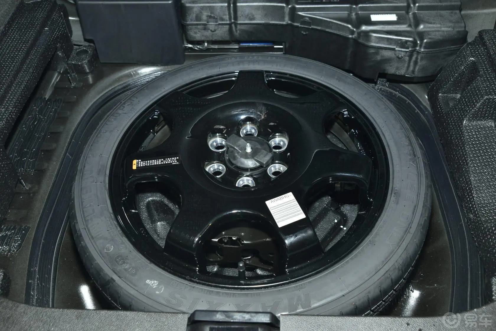 凯迪拉克SRX3.0L 手自一体 舒适型备胎