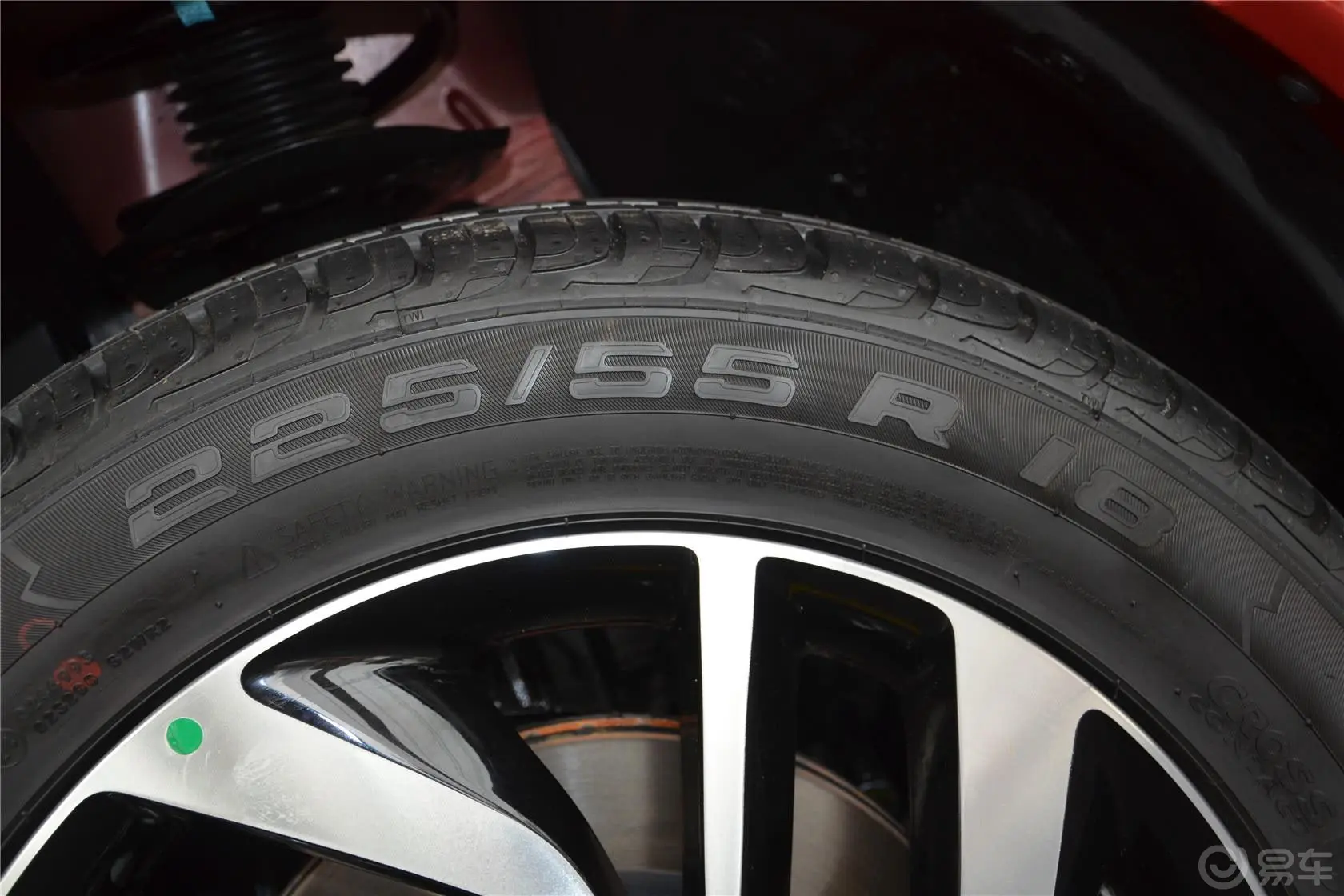 科雷傲(进口)2.5L 四驱 Sportway限量版轮胎规格