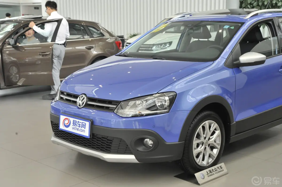 PoloCross 1.6L 手动车头局部