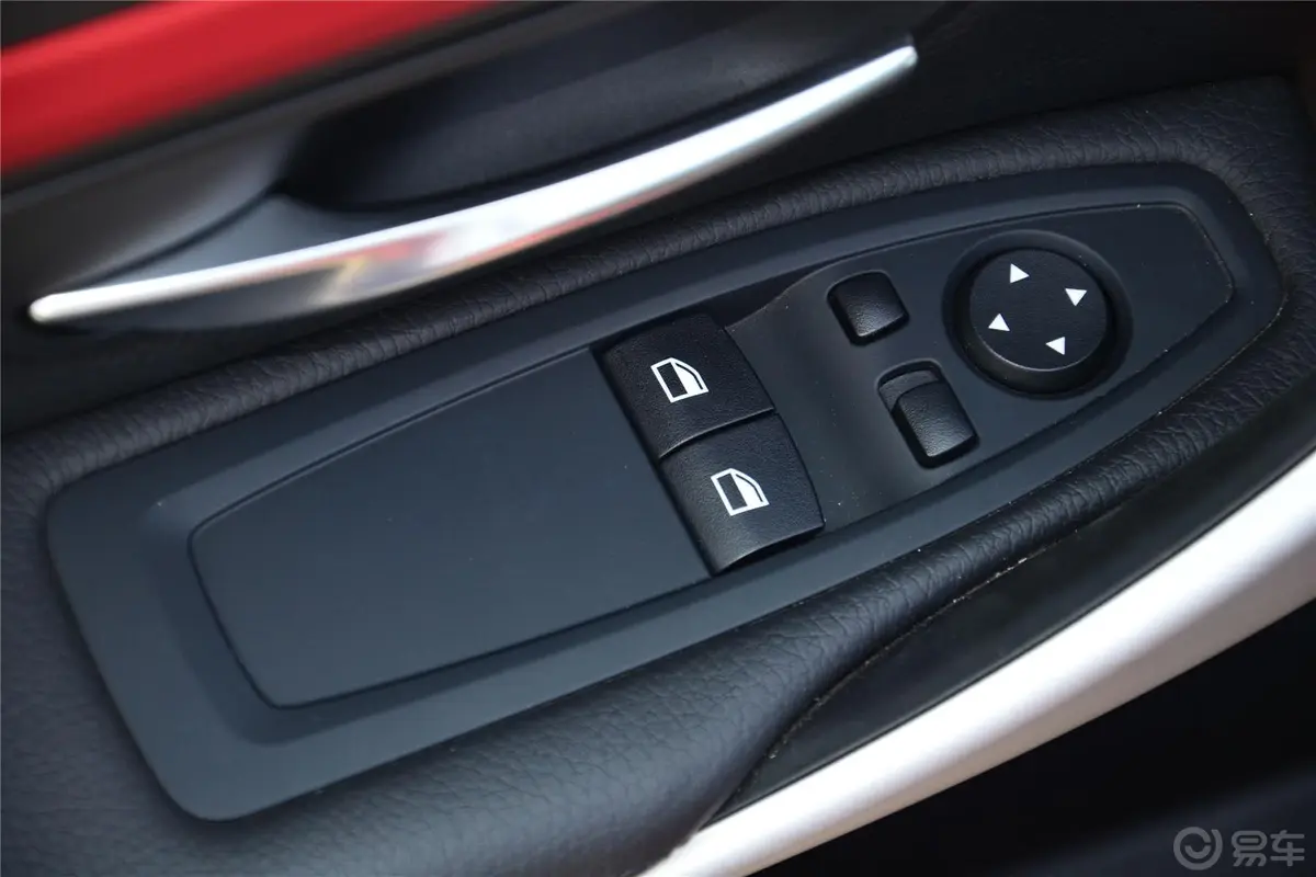 宝马4系双门轿跑车 435i xDrive 运动设计套装车窗升降键