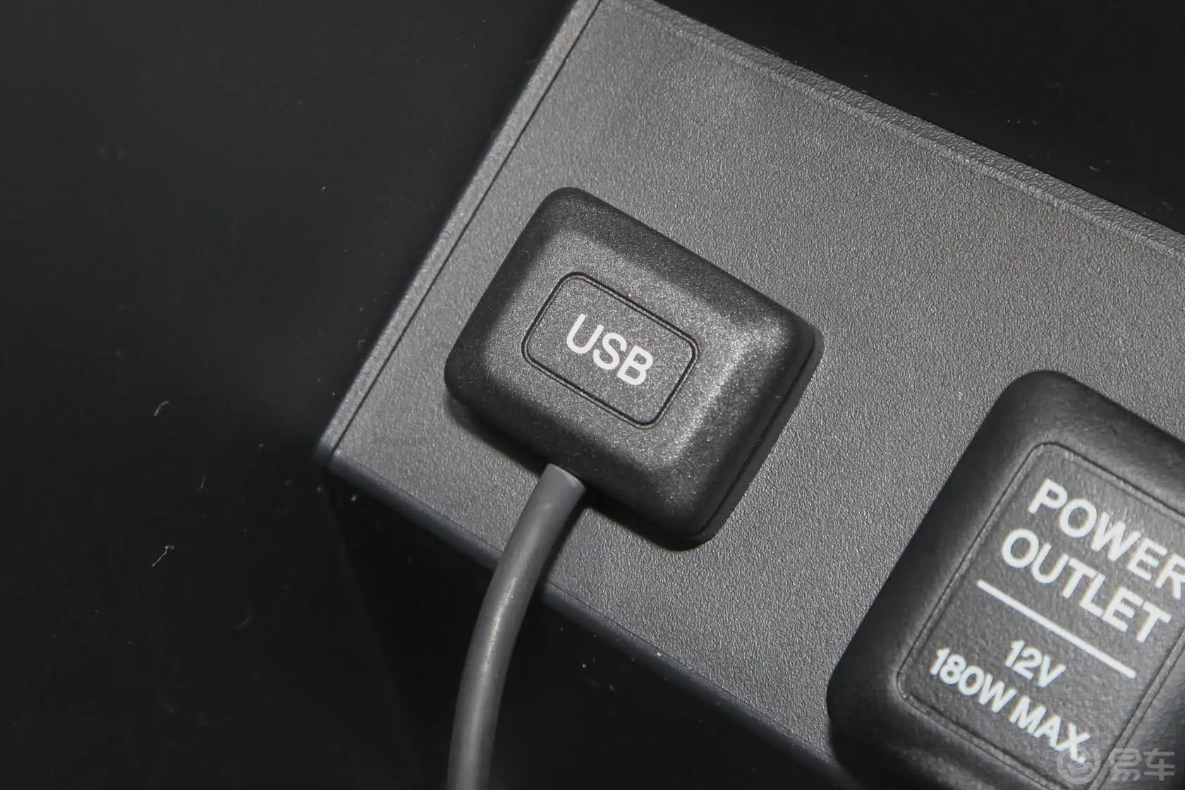 本田CR-V2.0L 两驱 经典版USB接口