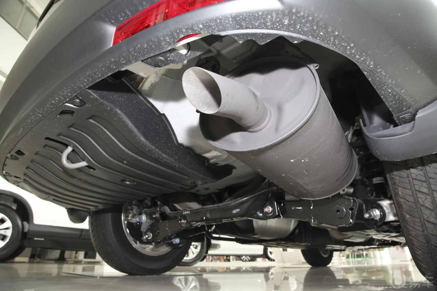 本田CR-V2.0L 两驱 经典版排气管（排气管装饰罩）