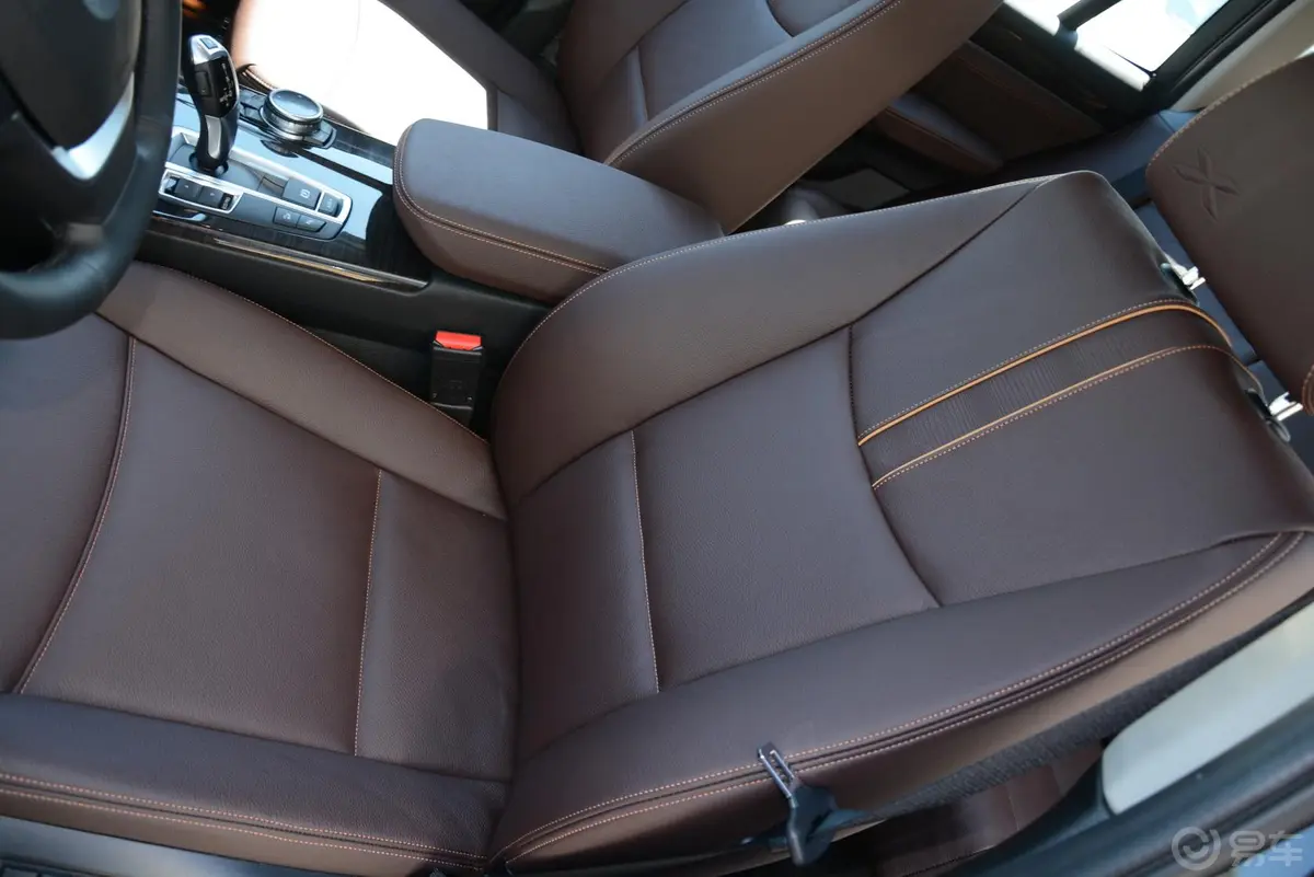 宝马X3(进口)xDrive28i X设计套装驾驶员座椅