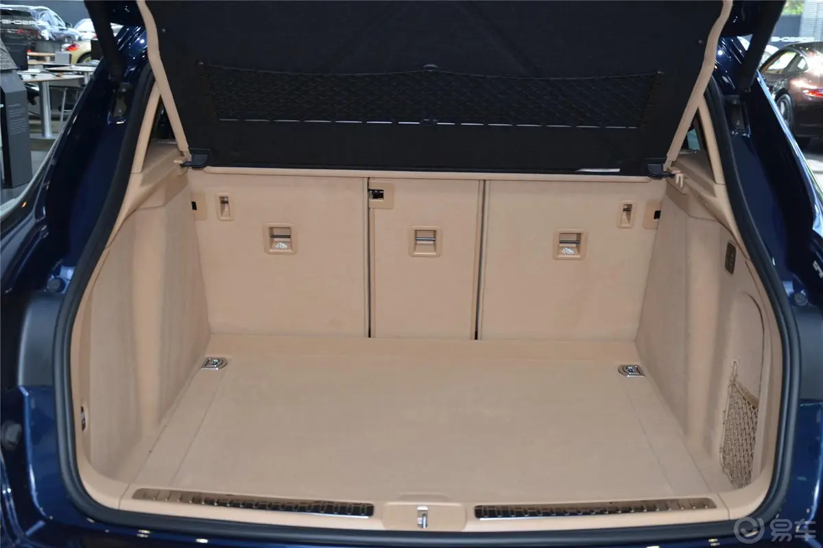 MacanMacan S 3.0T行李箱空间