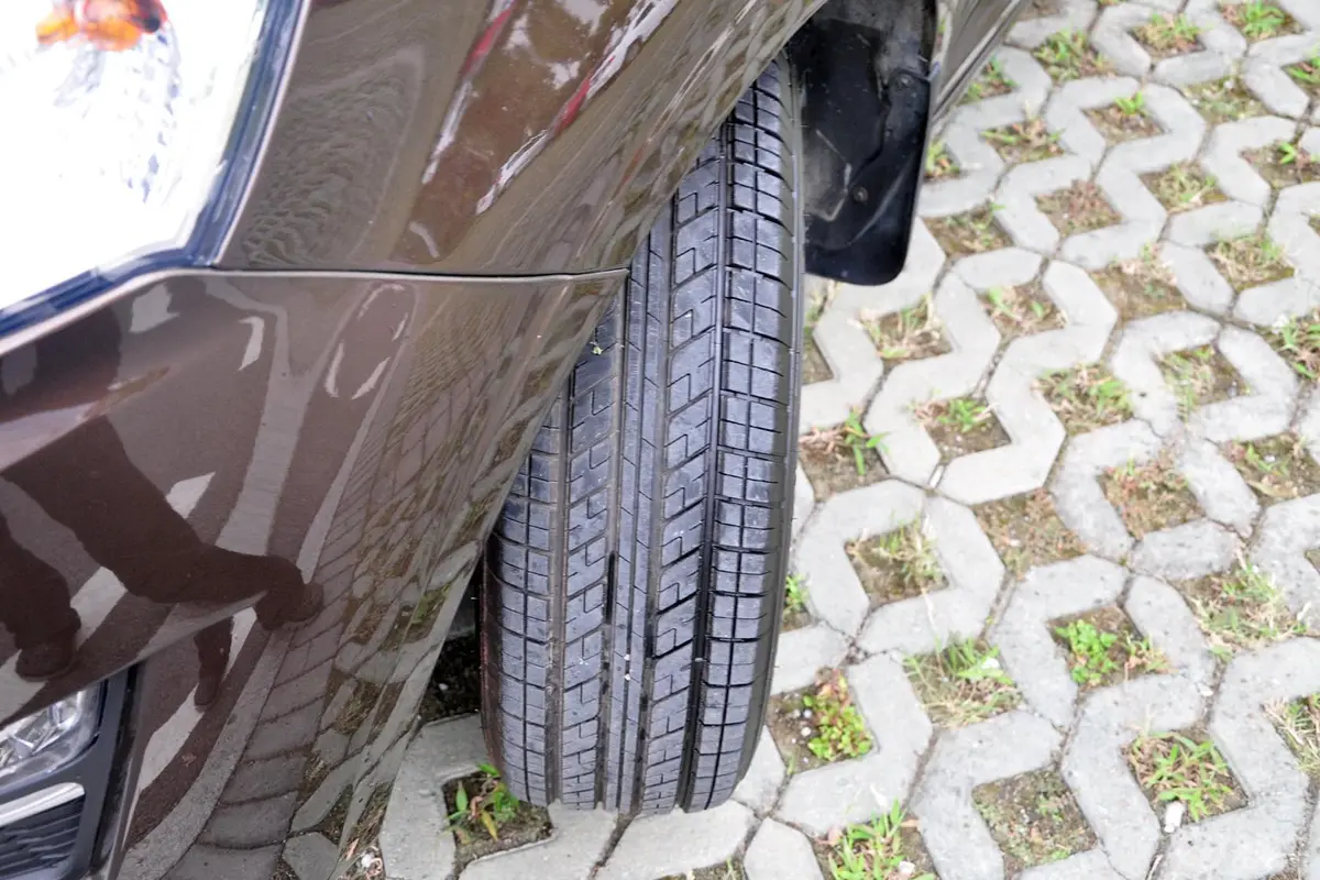 智尚S301.5L AMT 豪华型轮胎花纹