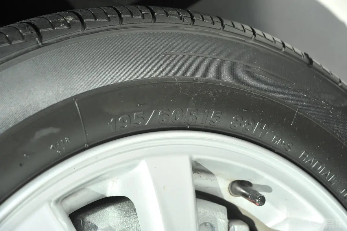 赛拉图1.6L 手动 GL轮胎规格