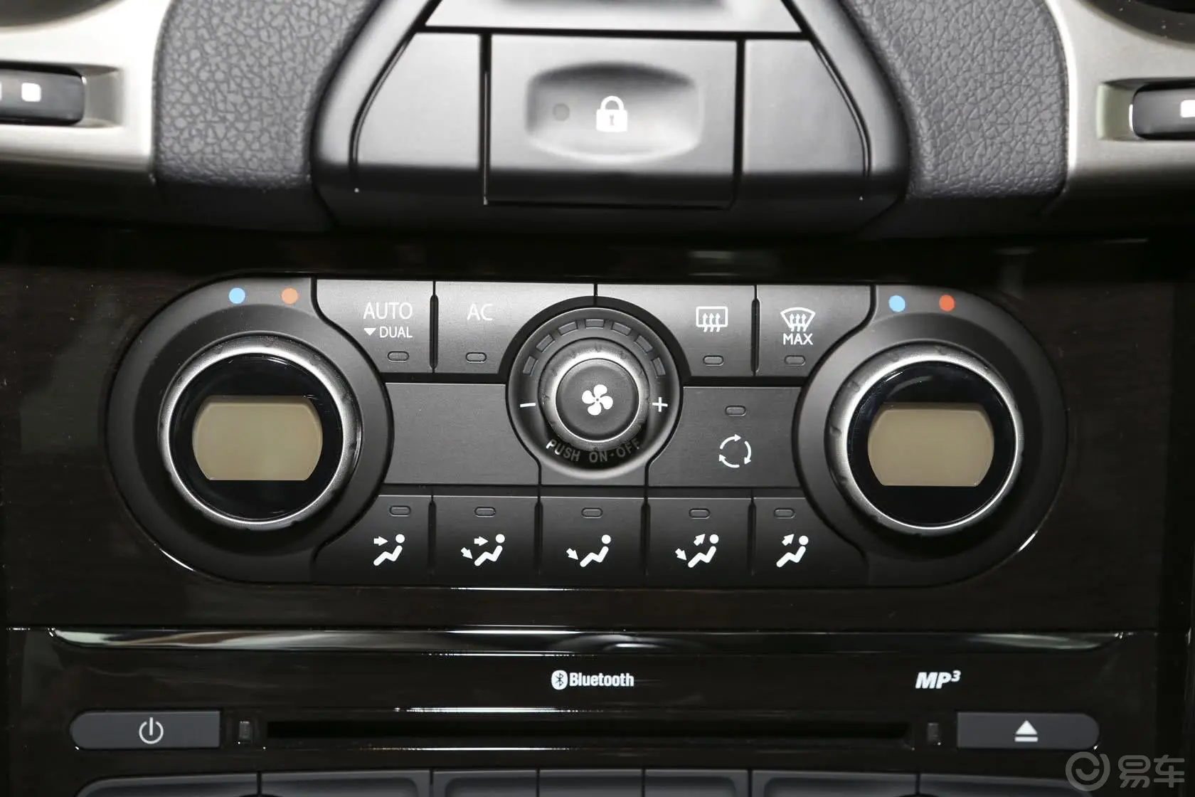 科雷傲(进口)2.5L 两驱 Touring限量版空调