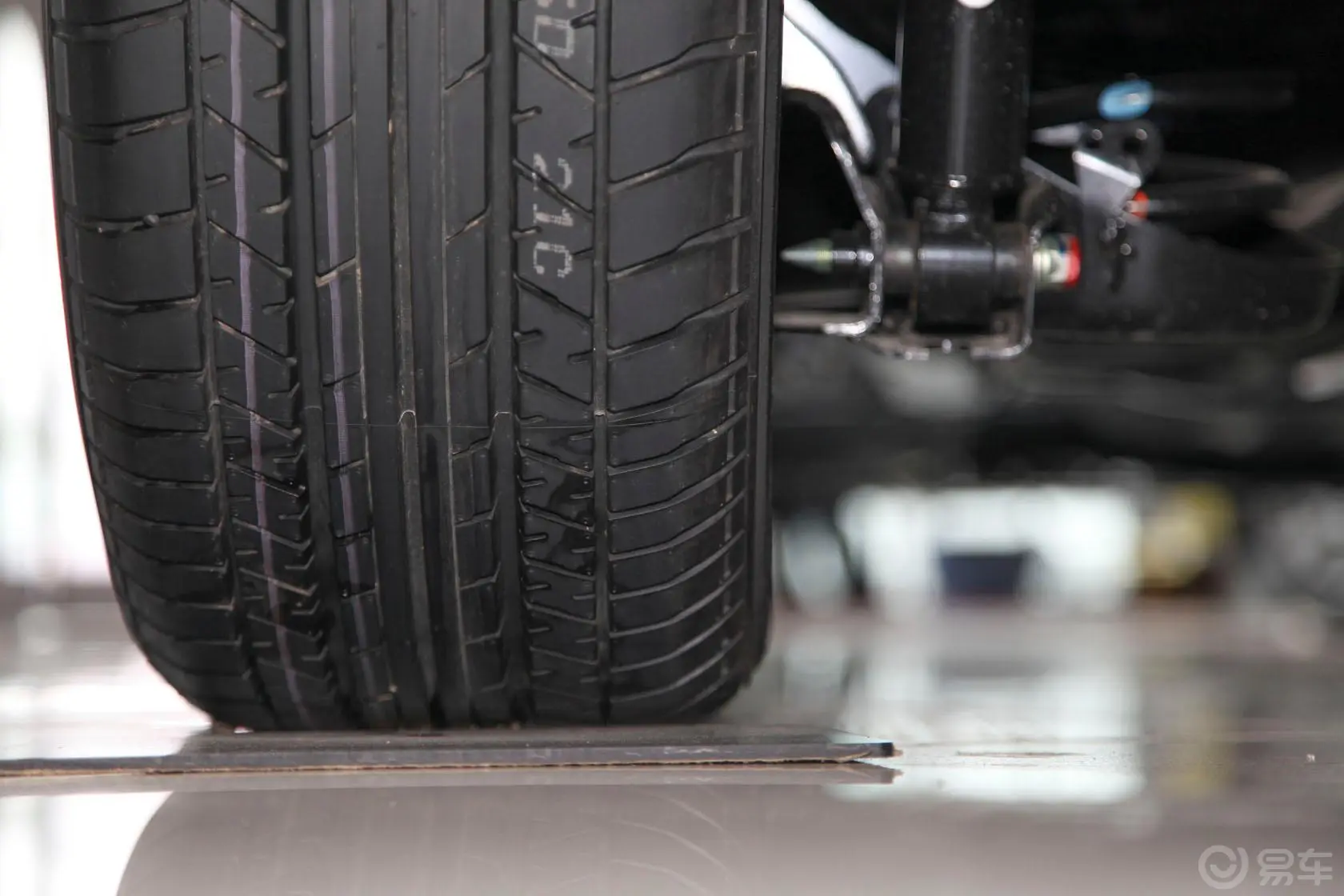 奥德赛2.4L 自动 智享版轮胎规格