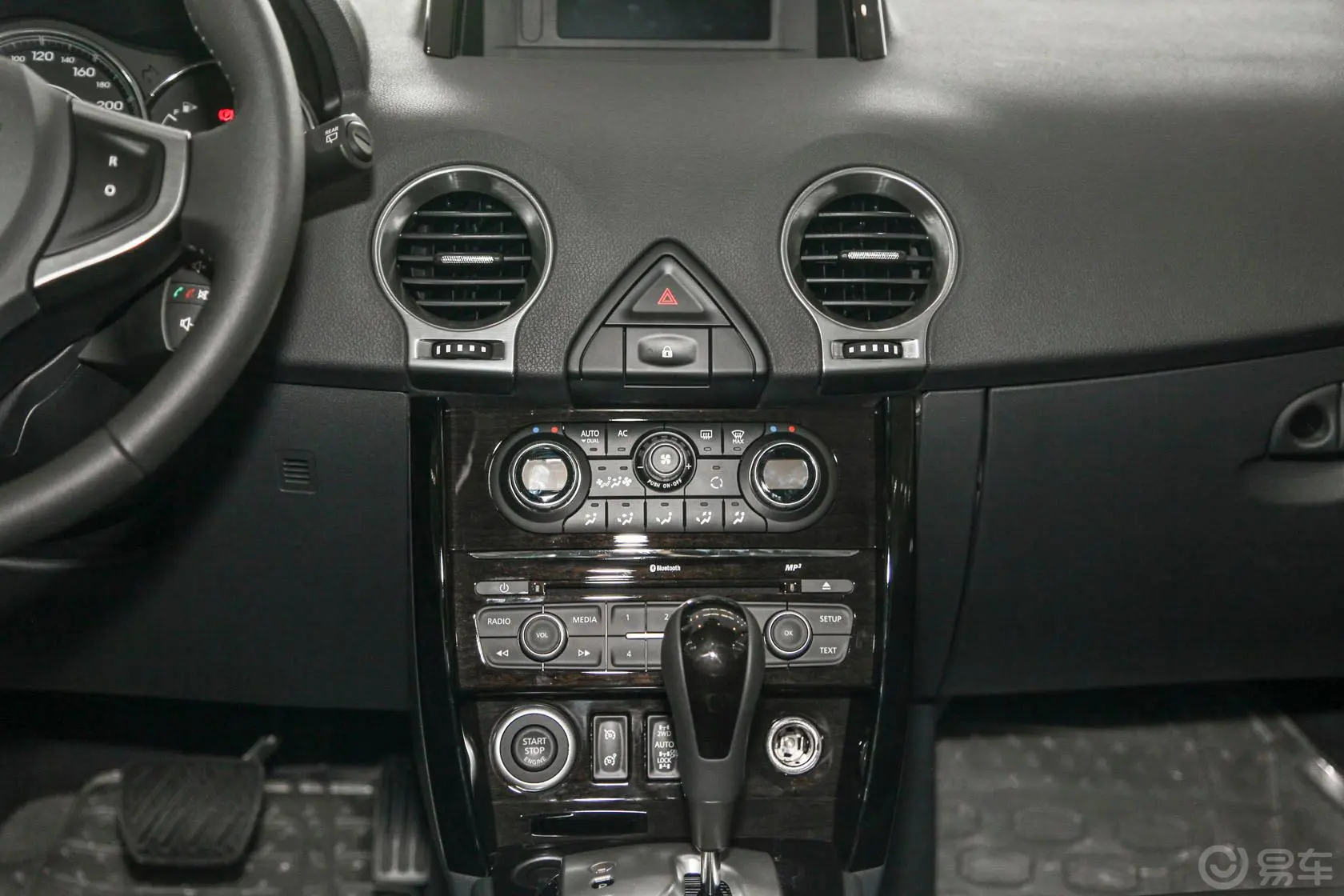 科雷傲(进口)2.5L 四驱 舒适版中控台整体