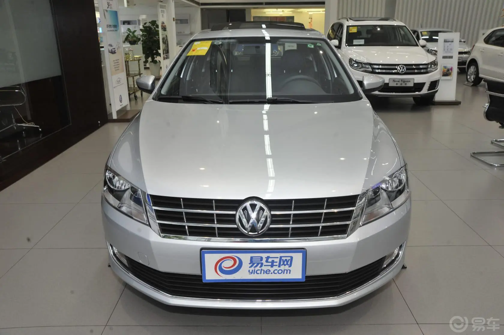 朗行1.4TSI DSG 舒适版正前水平