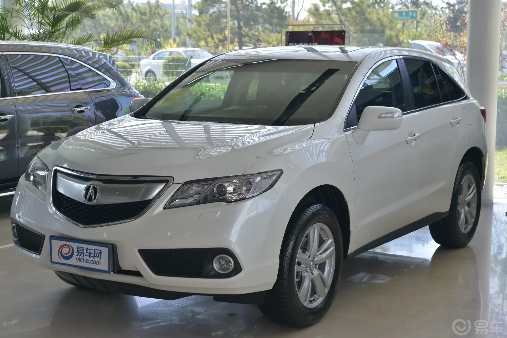 讴歌RDX(进口)3.0L 精英版外观