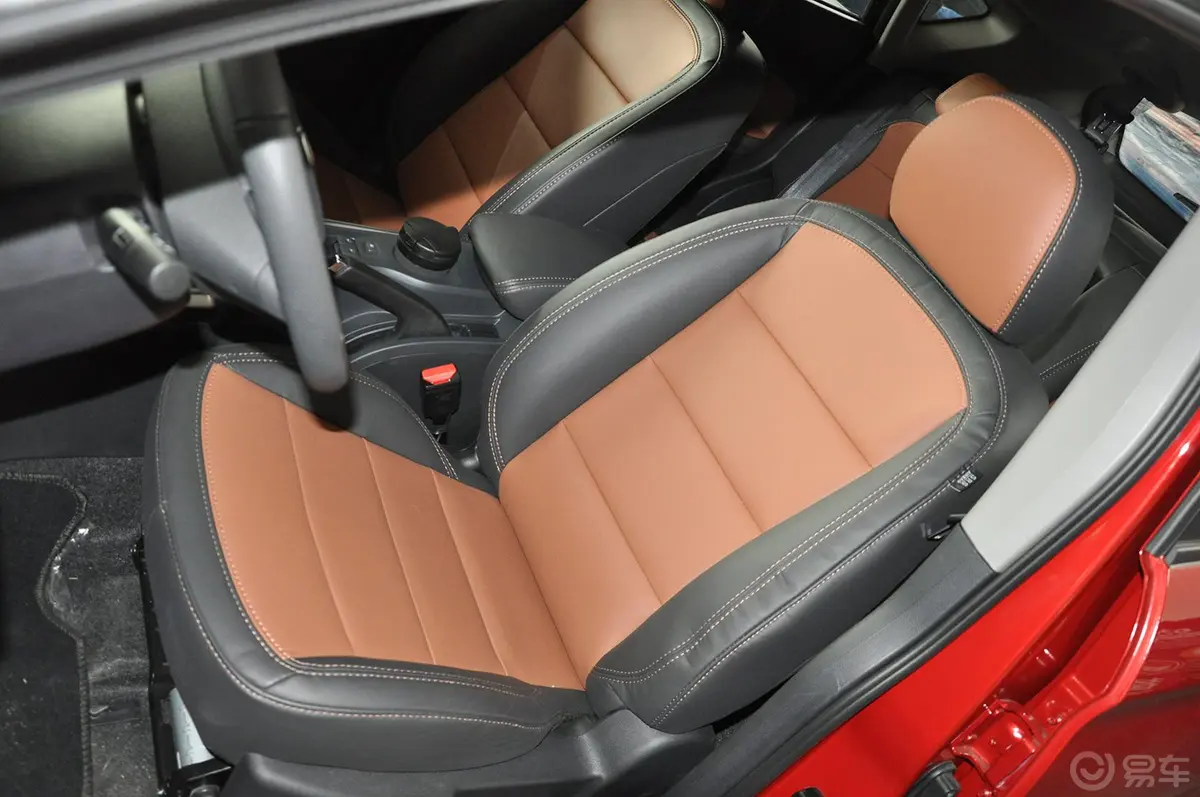海马S51.5T CVT 智能豪华型运动版驾驶员座椅