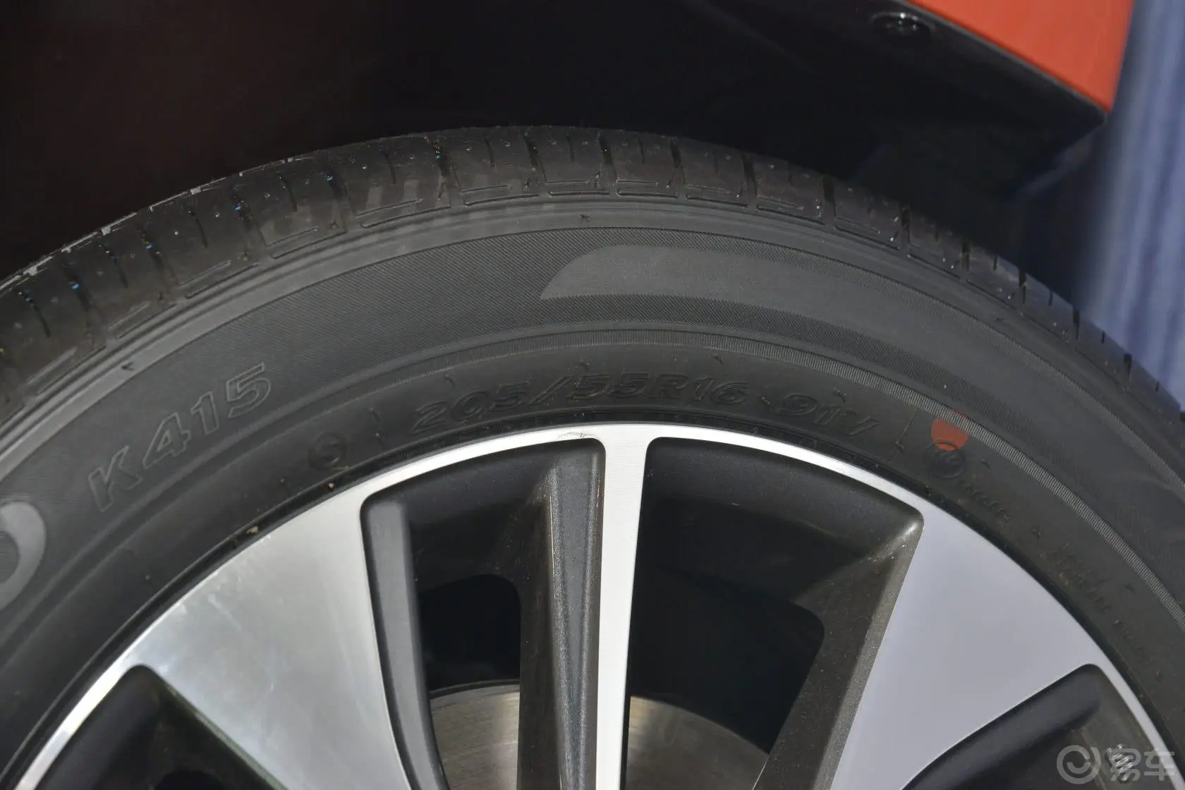雷凌1.8GS CVT 精英版轮胎规格