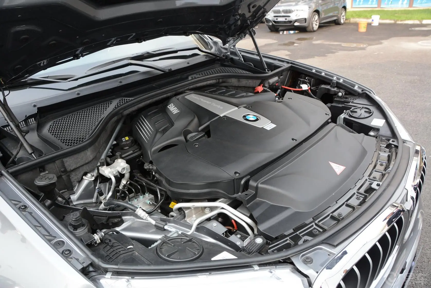宝马X6xDrive50i M运动型发动机