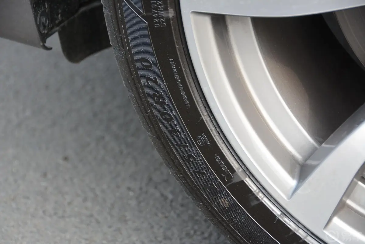 宝马X6xDrive50i M运动型轮胎规格