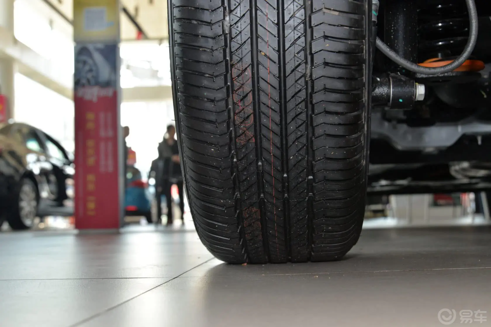 昂科拉1.4T 自动 两驱 母亲节特供版轮胎花纹