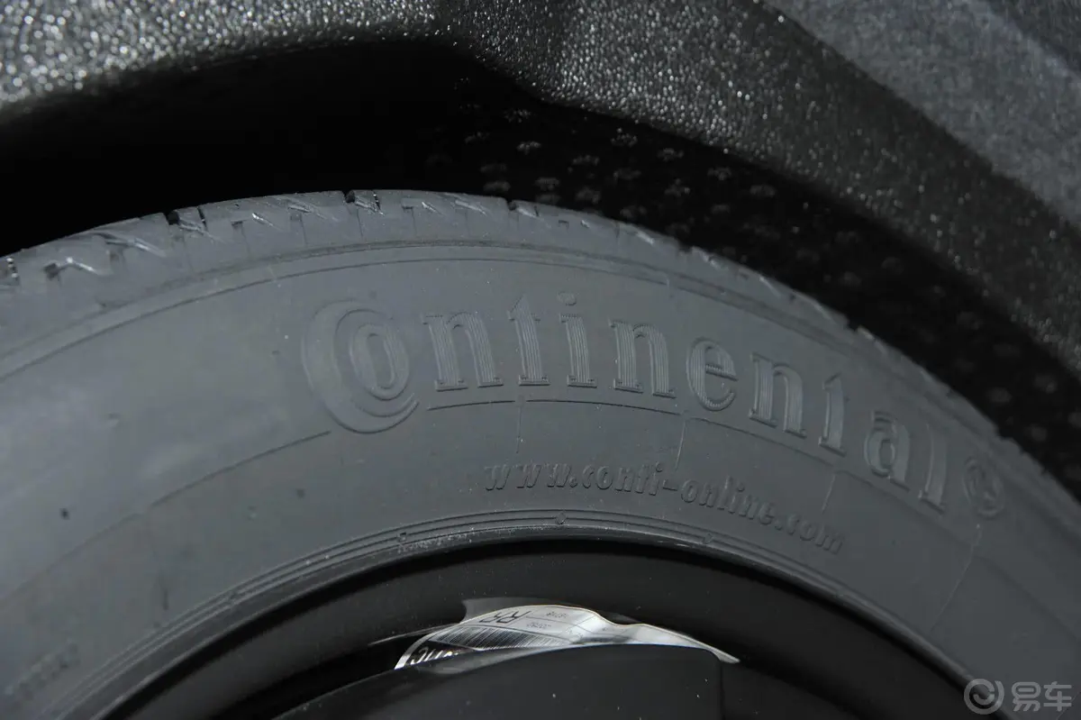 奥迪Q3(进口)40 TFSI 运动型备胎品牌