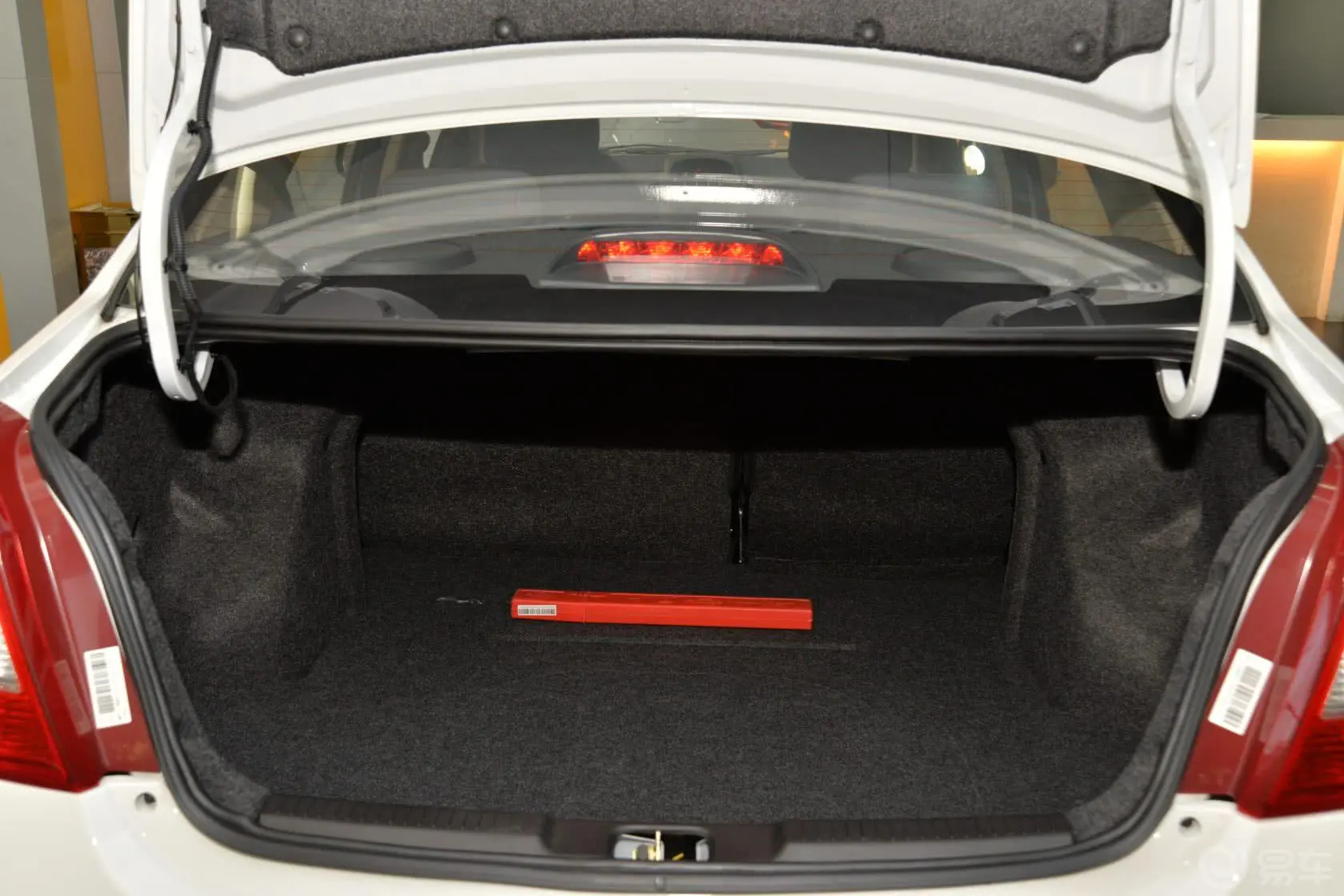 金刚2代 1.5L 手动 尊贵型行李箱空间