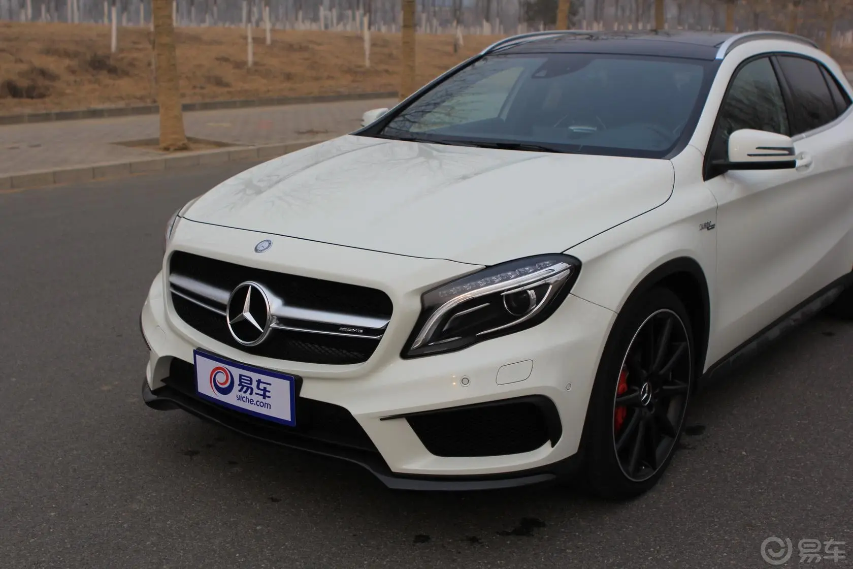 奔驰GLA AMGGLA 45 AMG 4MATIC车头局部