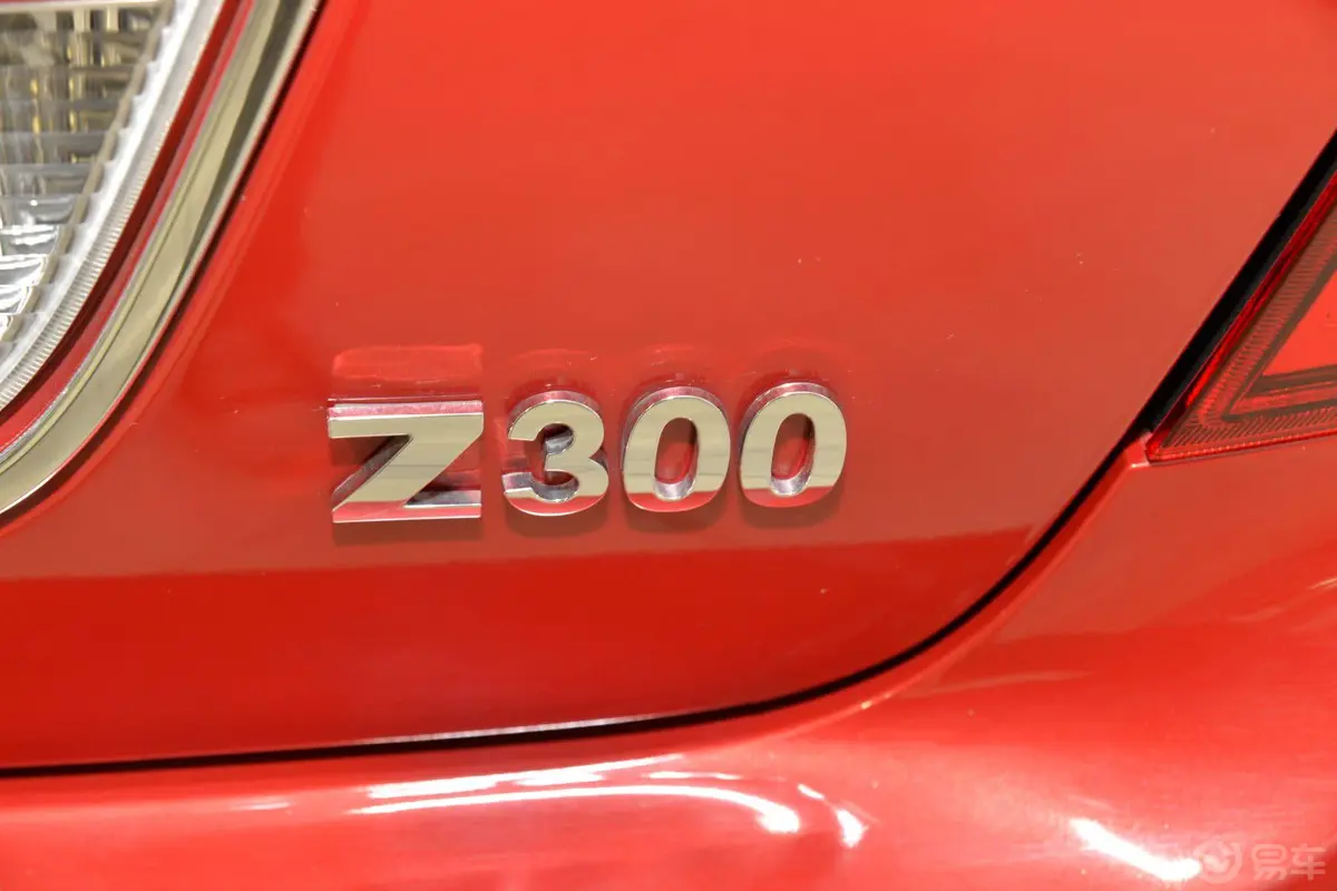 众泰Z3001.5L 都市版 手动 尊贵型尾标