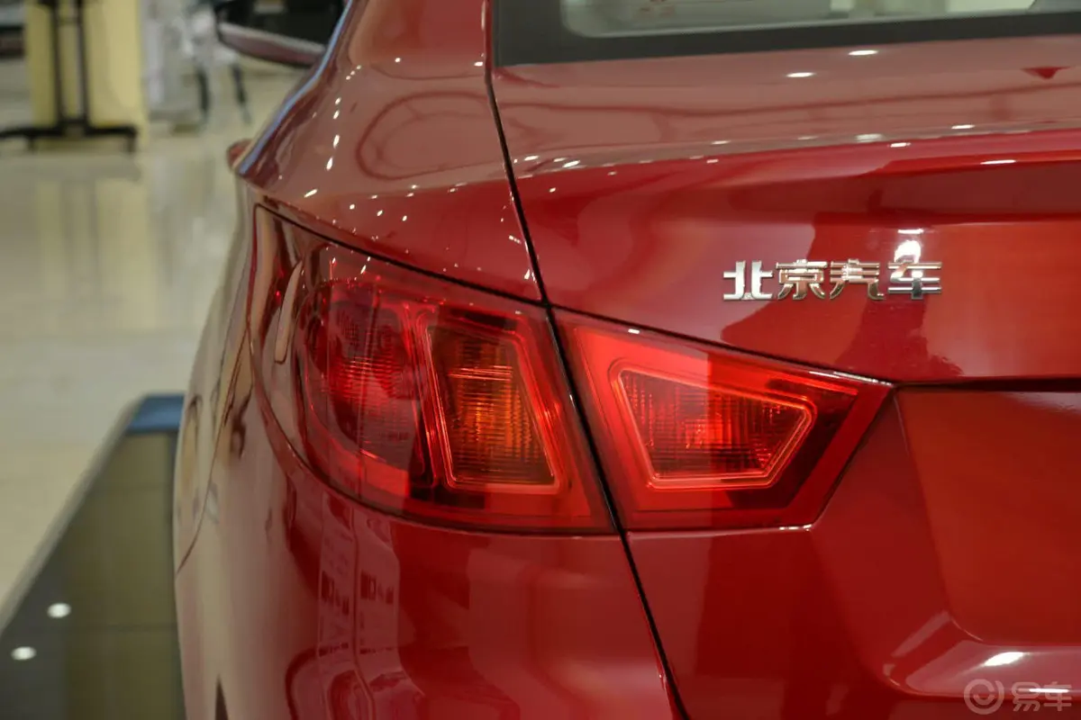 绅宝D501.5L 手动 舒适版外观