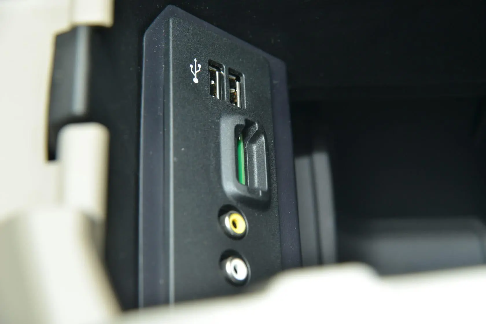 翼虎2.0 GTDi 自动 四驱 精英型USB接口