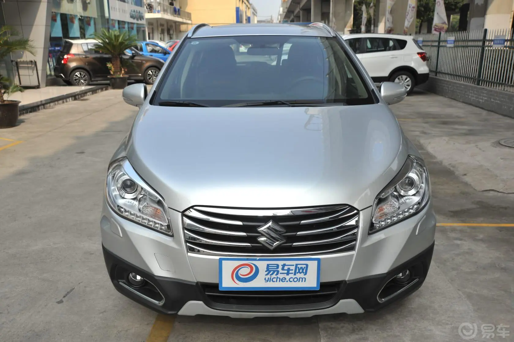 锋驭1.6L CVT 尊贵型外观