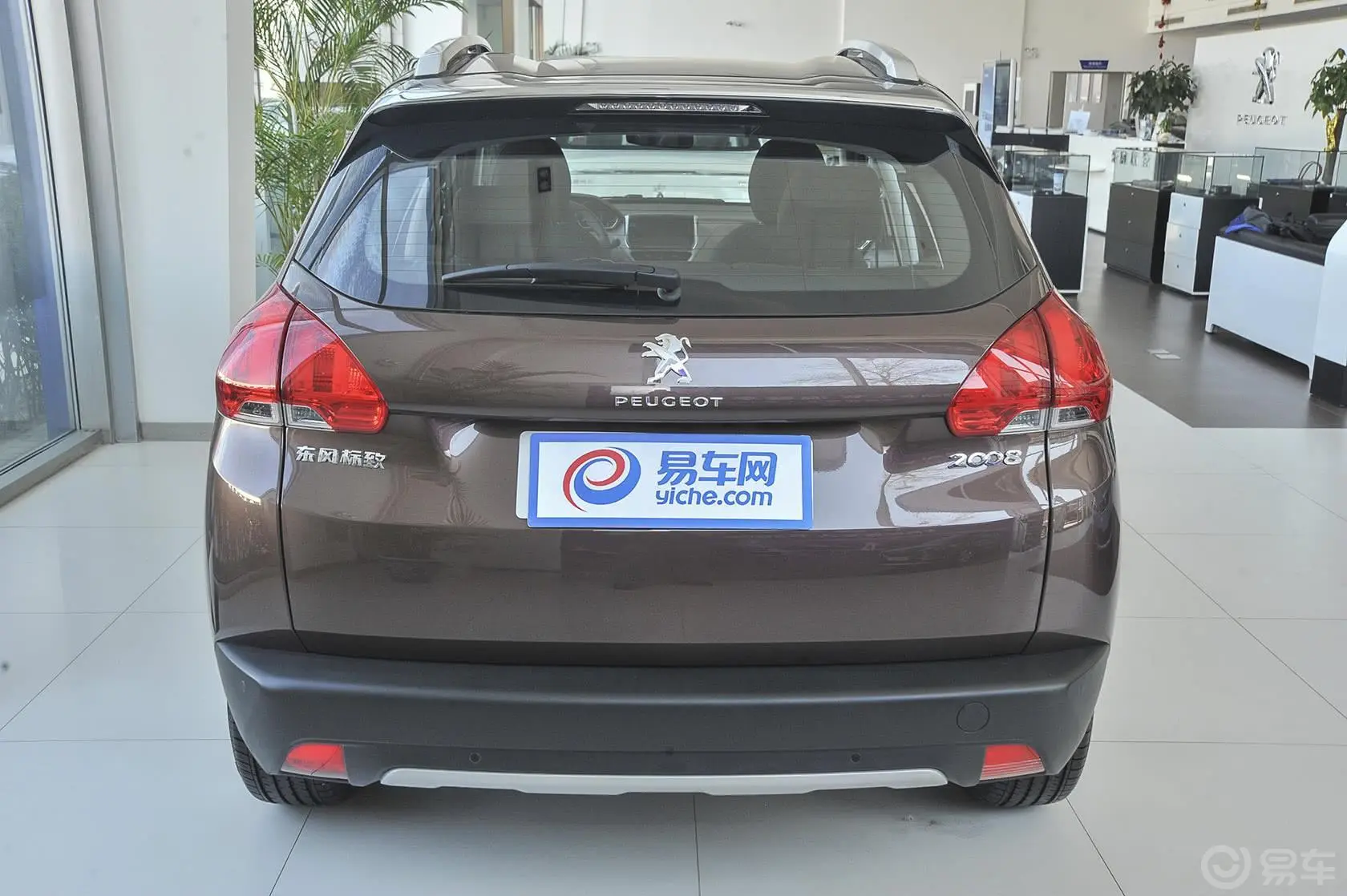 标致20081.6L 自动 卓越版正后水平