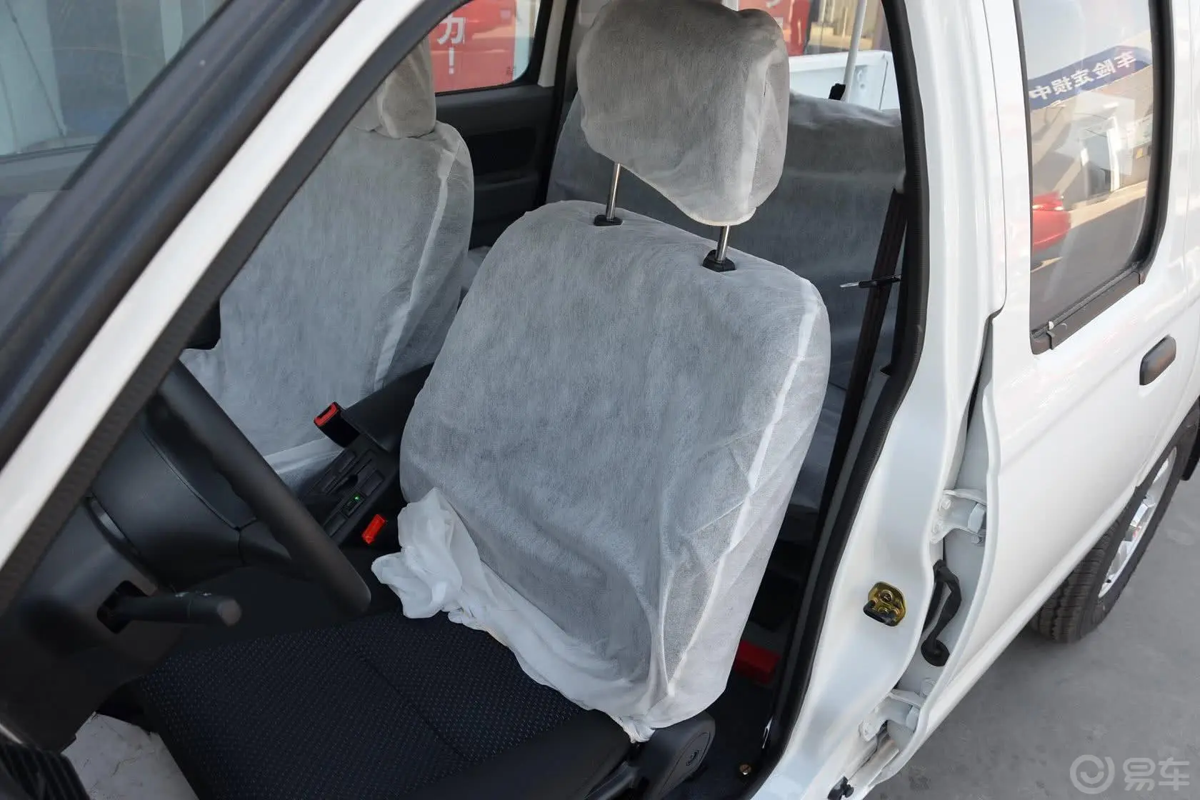 锐骐2WD ZG24汽油标准版 国V驾驶员座椅