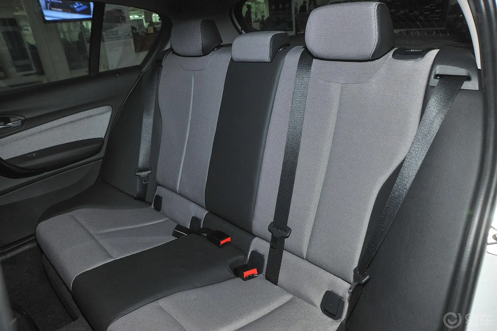宝马1系(进口)改款 116i 都市型驾驶员座椅