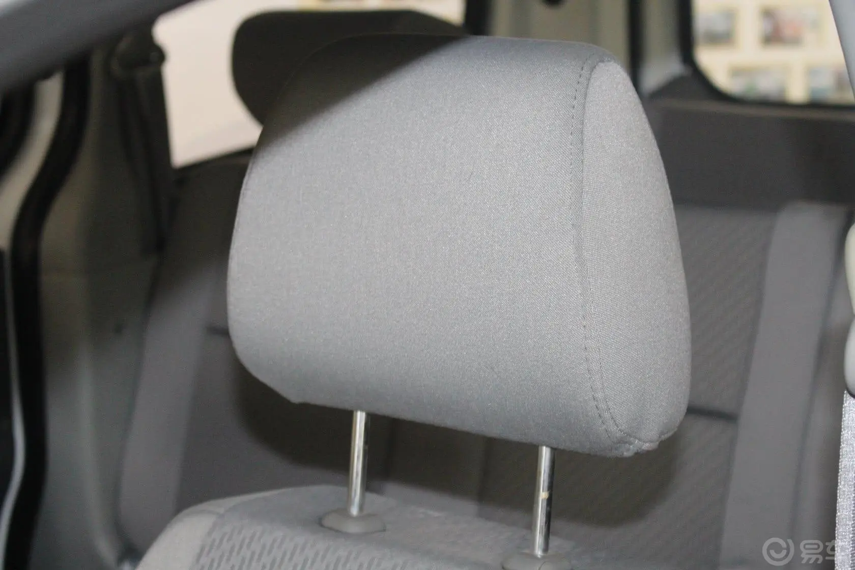 迷迪1.5L 宜商版 基本型 国IV版 4G15驾驶员头枕