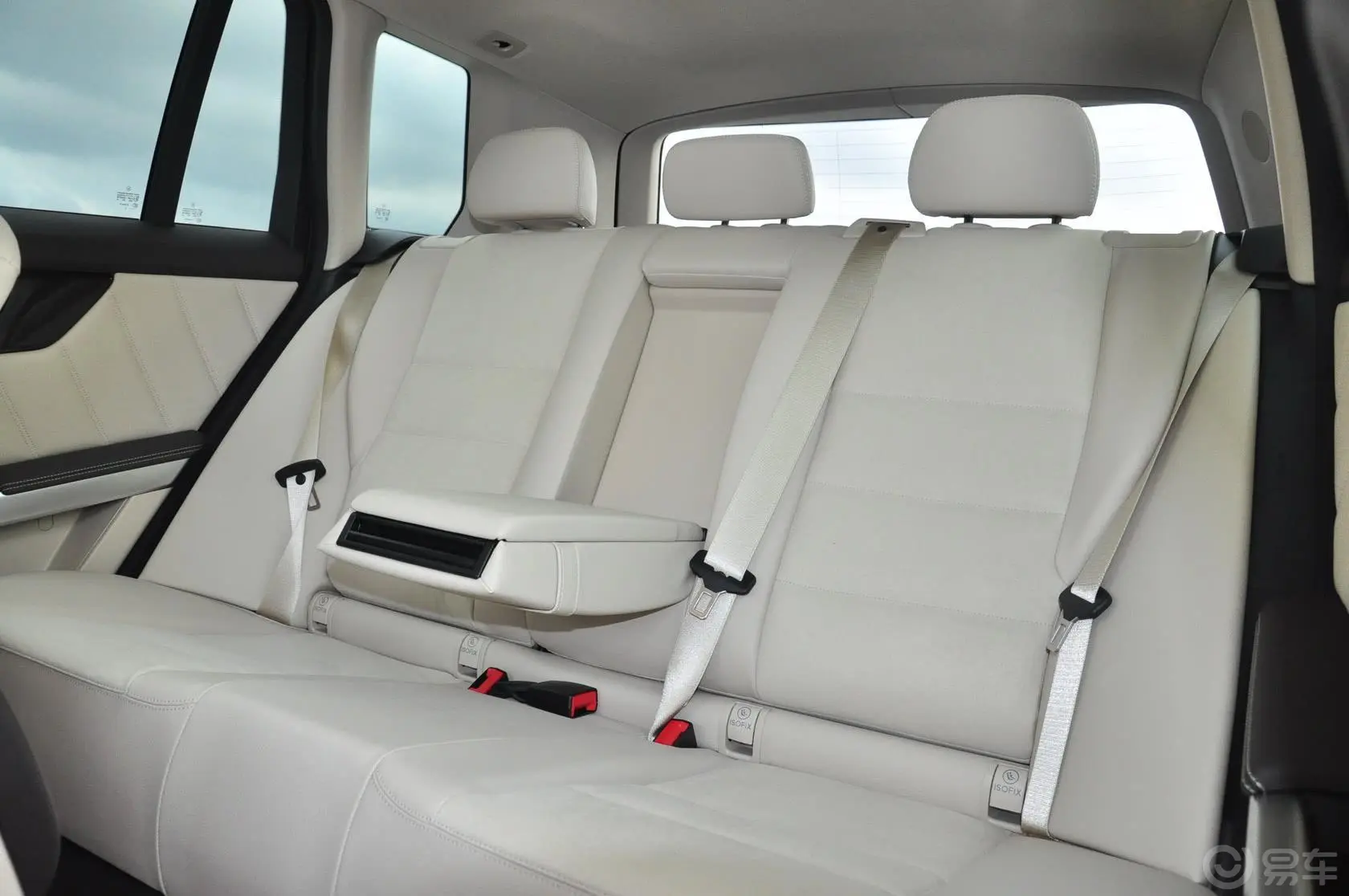奔驰GLK级GLK 300 3.0L 自动 豪华型 极致版后排座椅