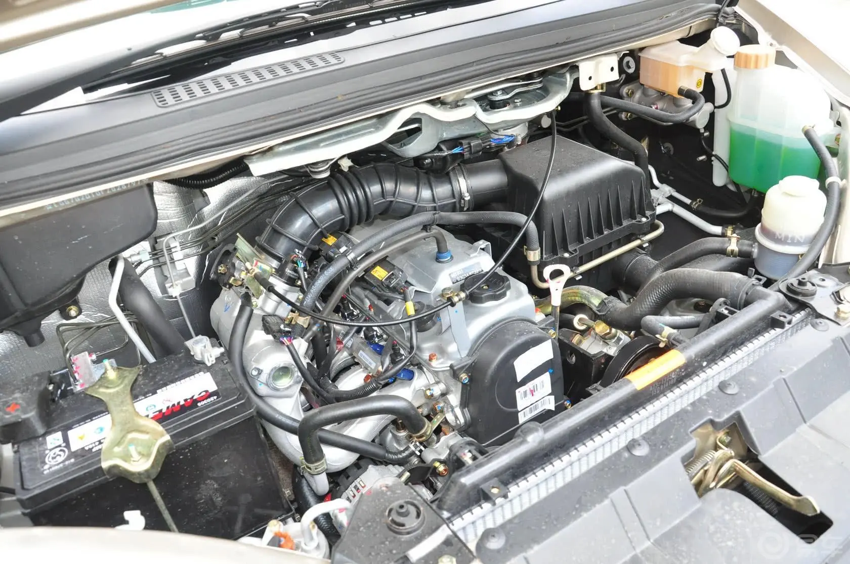 菱智M3-CM3系列 1.6L 手动 7座 舒适型发动机