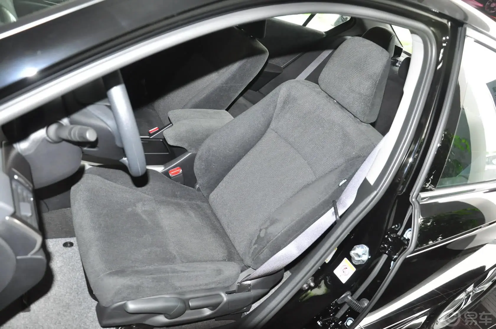 雅阁2.0L LX 舒适版驾驶员座椅