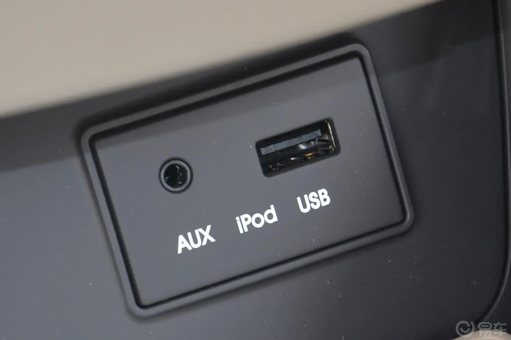悦动1.6L 自动 豪华型USB接口