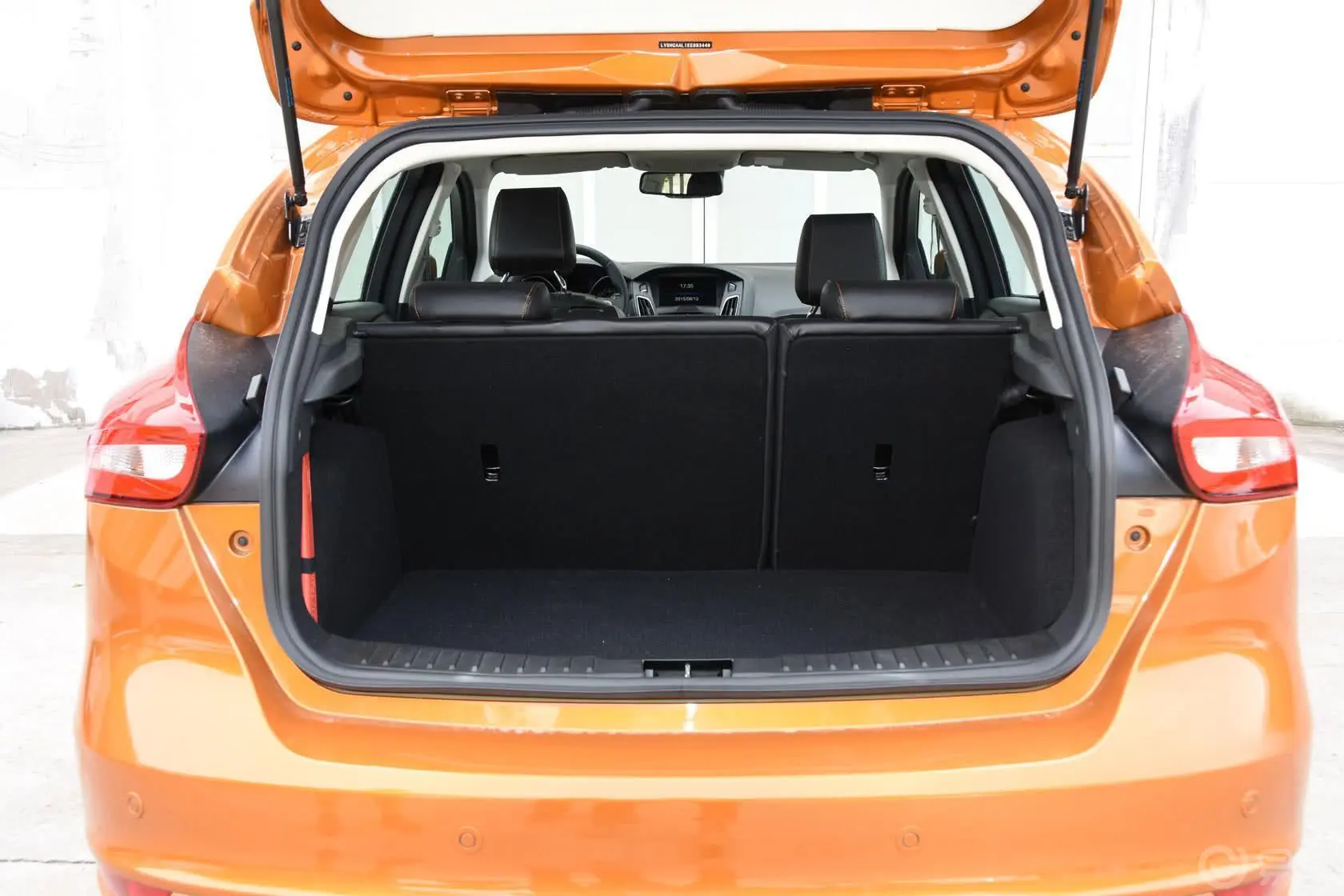 福克斯两厢 Ecoboost180 自动 运动型行李箱空间