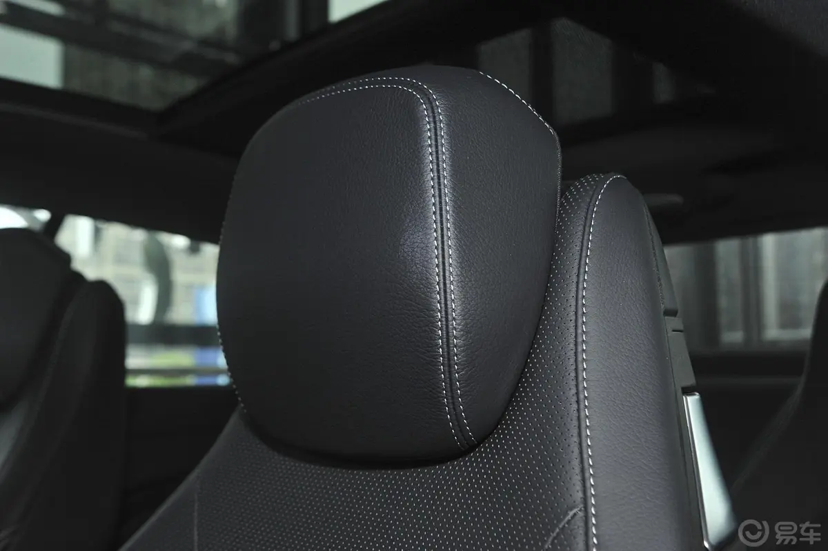 奔驰E级(进口)E320 Coupe驾驶员头枕