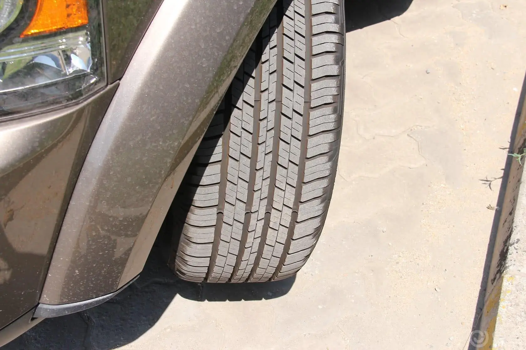 发现3.0 V6 HSE 汽油 美规型轮胎花纹