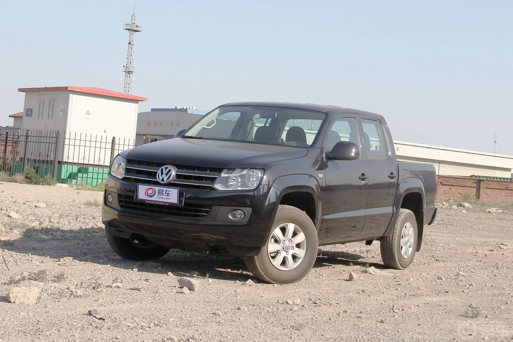 Amarok2.0TDI 8速手自一体 全时四驱 舒适版侧前45度车头向左水平