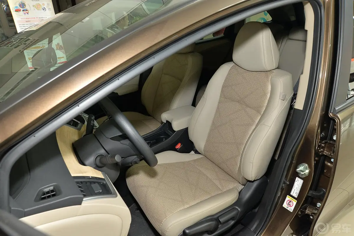 杰德1.8L 5AT 舒适精英型（五座）驾驶员座椅